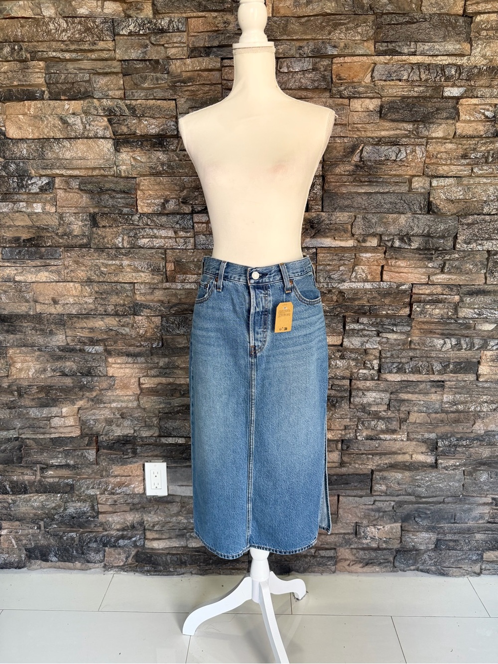 Levi's Medium Blue Straight-Leg Midi Jeans Skirt